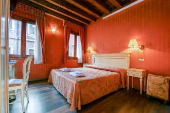 Lanterna Di Marco Polo, Venice (photo 2)