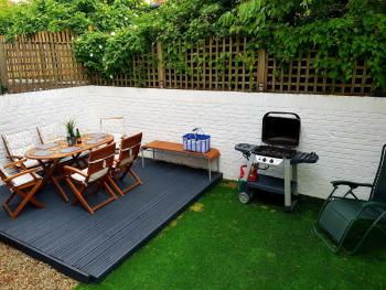 Cosy 4Bedroom House Near City Centre By Homebird Property Management Short Lets & Serviced Accommodation Leeds With Private Parking & Garden, Лидс (фото 4)