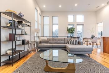 Stylish & Perfectly Located Luxury 2-Bed Townhome, Dallas (Foto 2)