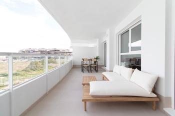 Global Properties, Apartamento con terraza y vistas a la piscina en Gran Canet, Canet de Berenguer (foto 2)