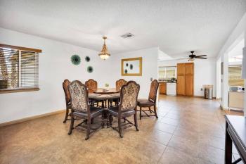 Centrally located Spacious Vacation Hom 13 m strip, Las Vegas (photo 4)