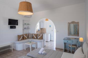 Eleana Studios, Ambelas (foto 5)