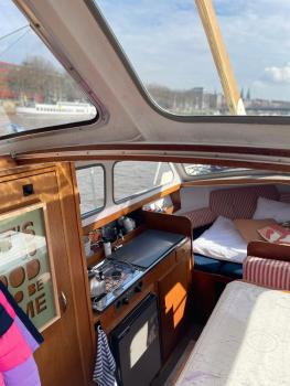 Süsses Motorboot - Bremen Überseestadt, Bremen (Foto 3)