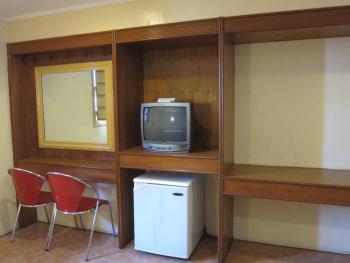 Nichols Airport Hotel, Manille (photo 2)