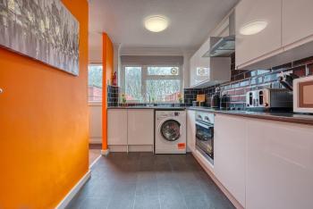 Contractor House near Birmingham City Centre HS2 BCU and ASTON University M6 Motorway Private Garden FREE Superfast WIFI, Birmingham (fotografie 4)