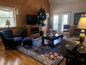 C18 - Lake view two bedroom, two bath loft, log-sided cottage with private hot tub overlooking Lake Ouachita, Mount Ida (photo 2)