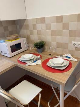 Habitaciones con baño y cocina privada alquiler desde 11 noches!, Valencie (fotografie 4)