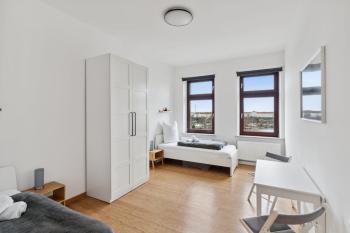 Apartment für 13 Gäste, 5 Schlafzimmer, 2 Bäder, 2 Loggia's, Leipzig Zentrum Ost, Lipsia (foto 3)