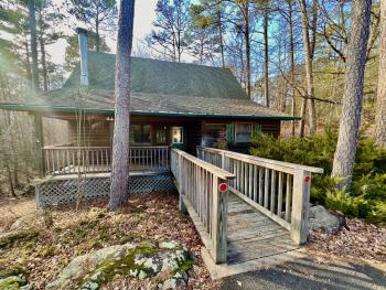 C13 - Forest View two bedroom, two bath Harbor North luxury loft cottage with private hot tub o Lake on Ouachita, Mount Ida (foto 2)