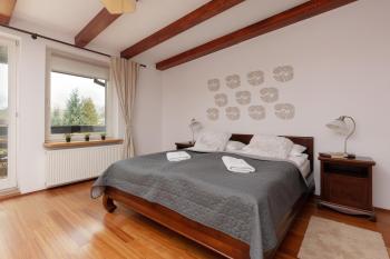 Quiet Bemowo House with Garden by Noclegi Renters, Warschau (Foto 5)
