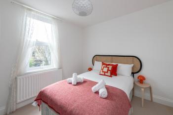 Fabulous House - Only 10 minutes walk to Roman Baths, Бат (фото 5)