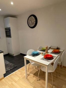 Gemütliche Wohnung an bester Lage im Kreis 4, Curych (fotografie 4)