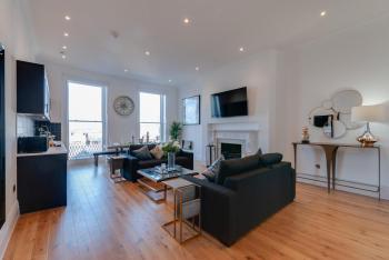 80 by Elite, Liverpool (photo 2)