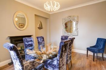 Seashell House with SEA VIEWS and FREE GYM POOL PASS, Amble (Foto 4)