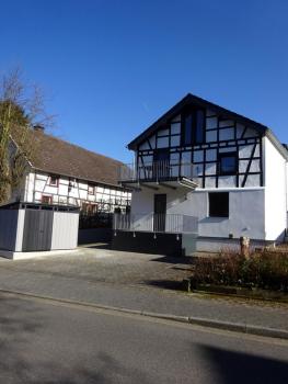 Exklusive, kernsanierte Ferienwohnung am Rursee, Simmerath (Foto 5)