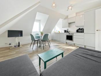 ENTR - Modern Apartments in Windsor, Виндзор (фото 2)