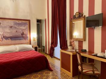 La Bella Napoli B&B, Neapel (Foto 5)