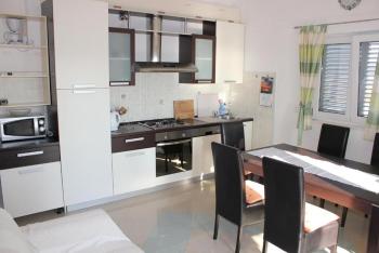 Apartment in Rogoznica with sea view, balcony, air conditioning, WiFi 5148-4, Rogoznica (foto 5)