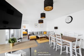PINEAPPLE APARTMENTS - Zwinger VI - 98qm - 1x free parking, Dresden (Foto 5)