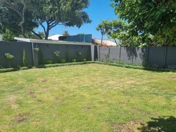 Studios on 2nd - Studio 2, Summerstrand (Foto 4)