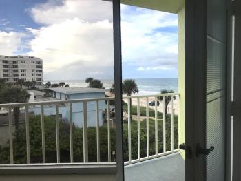 Beach Blessed - Sea View at Symphony Beach Club, Ормонд-Бич (фото 5)