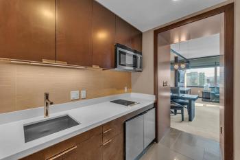 Gorgeous Suite Vdara 22nd FLR - POOL View - FREE Valet, Las Vegas (foto 5)