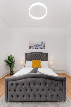 Flatzy - Sleeps 16 Near Football Ground & Ping Pong Table, Liverpool (photo 2)