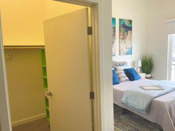 A Perfect Getaway in the Heart of the Action, Las Vegas (photo 2)
