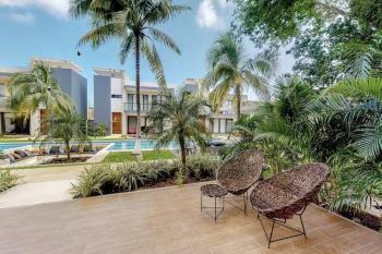 Contemporary poolside Condo, Wi-Fi - Paraiso Kaanal 101, Tulum (Foto 3)