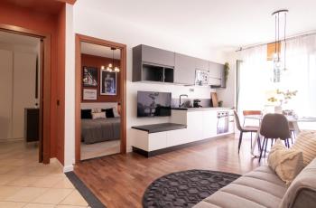 Apartment with Jacuzzi Suite and 100-m2 terrace, Perugia (foto 3)