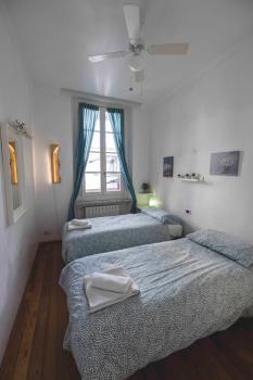 AT Home 128 : little garden in the city, Turín (fotografie 4)