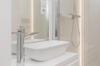 Apartament Bielany 3 min from metro with 5-meals per day diet catering, air conditioning and free parking, Warsaw (photo 3)