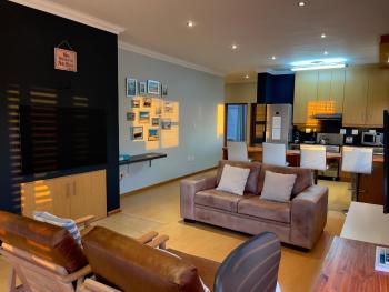 123Vyfer on Whale Trail - fully equipped, Gansbaai (photo 3)