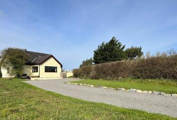 Ty Efail Cottage mountain views & secure garden, Beaumaris (Foto 3)