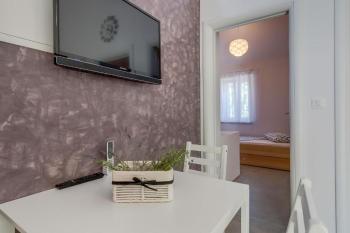 Linde, Nerezine (photo 2)