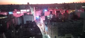 Que mejor vista del Obelisco piso a la calle Corrientes, Buenos Aires (fotografie 2)