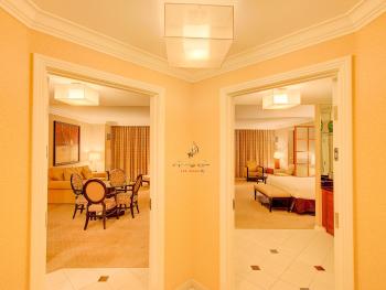 Amalz 2 Bedroom 3 Bathroom Balcony Suites at Mgm Signature !, Las Vegas (photo 4)