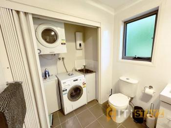 Quiet Turner Retreat - Modern 1BR with Secure Parking, Канберра (фото 4)