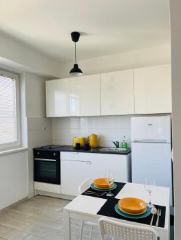 New modern Rooftop Apartment-FREE PRIVATE PARKING, self check-in, Skopje (photo 3)