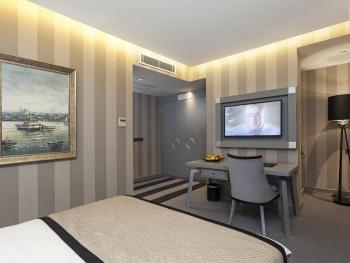 Ramada Hotel & Suites Sisli, Istanbul (fotografie 2)