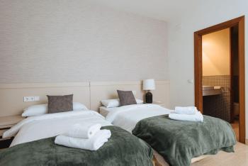 Rabadan Brand New Amazing House with Terrace Parking, Seville (photo 3)
