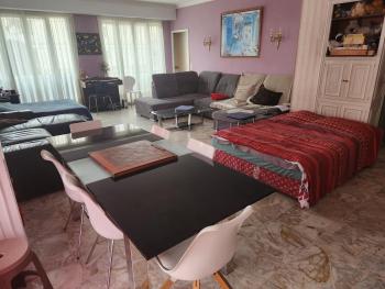 Big apart 140m2 5min walk to beach sea &Promenade 3 double rooms,big living room 42m2, 3 showers,9 beds, free parking, Nice (fotografie 3)