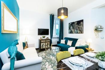 IMMOBIRENT - ACQUARIO Luxury in pieno centro, Janov (fotografie 3)