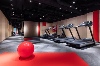 Courtyard by Marriott Shin-Osaka Station, Осака (фото 4)