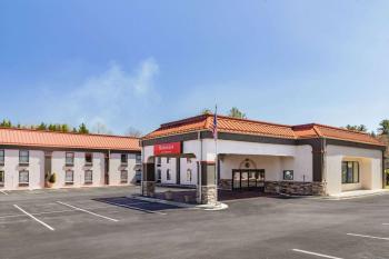 Ramada by Wyndham Hendersonville, Hendersonville (photo 3)