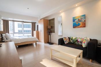 StayHere BGC City Studio in SOMA near SM Aura, Manila (photo 2)