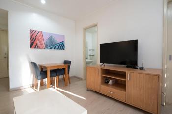 StayHere BGC City Studio in SOMA near SM Aura, Manila (photo 5)