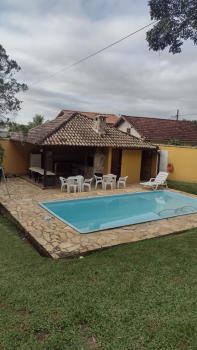 PENEDO COM 4 QUARTOS, PISCINA E SAUNA. 600M do CENTRO, Penedo (fotografie 2)