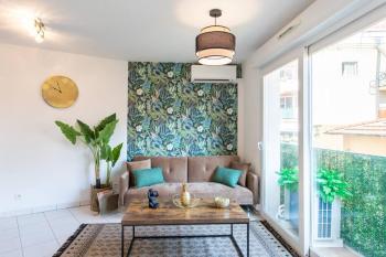 L44 1BDR Flat 10mins walk to port/Balcon, Parking, AC, Nice (fotografie 3)