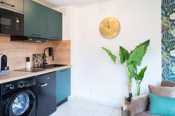 L44 1BDR Flat 10mins walk to port/Balcon, Parking, AC, Nice (fotografie 4)